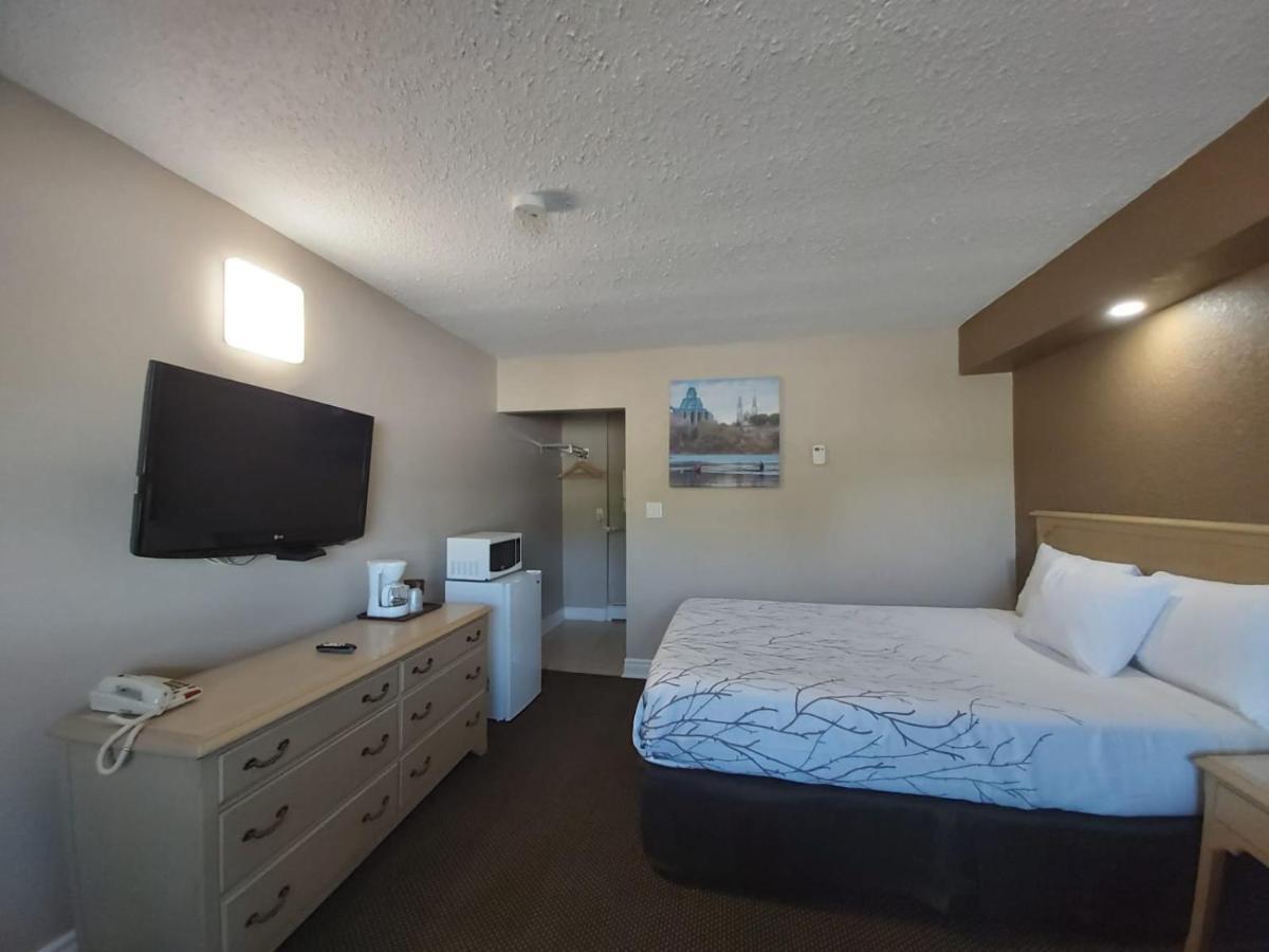 Arnprior Motor Inn Kültér fotó