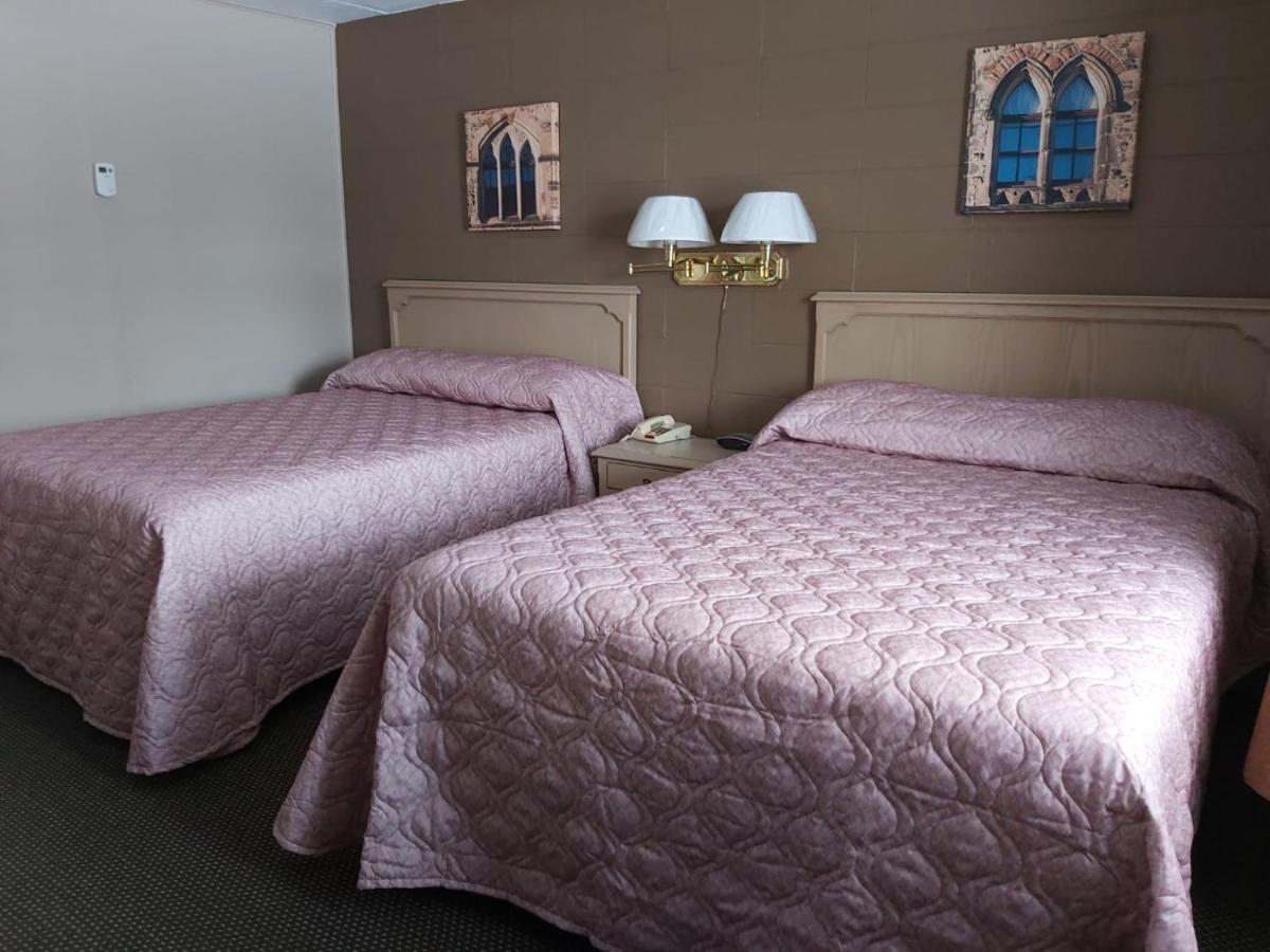 Arnprior Motor Inn Kültér fotó