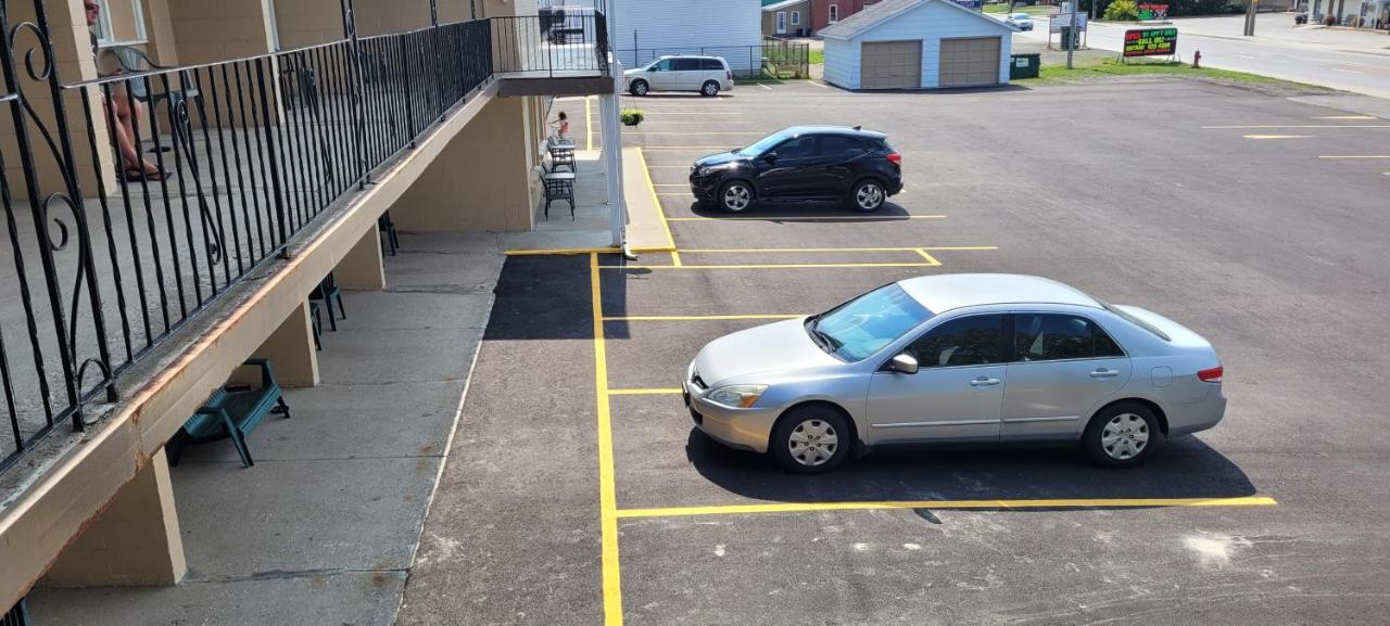 Arnprior Motor Inn Kültér fotó