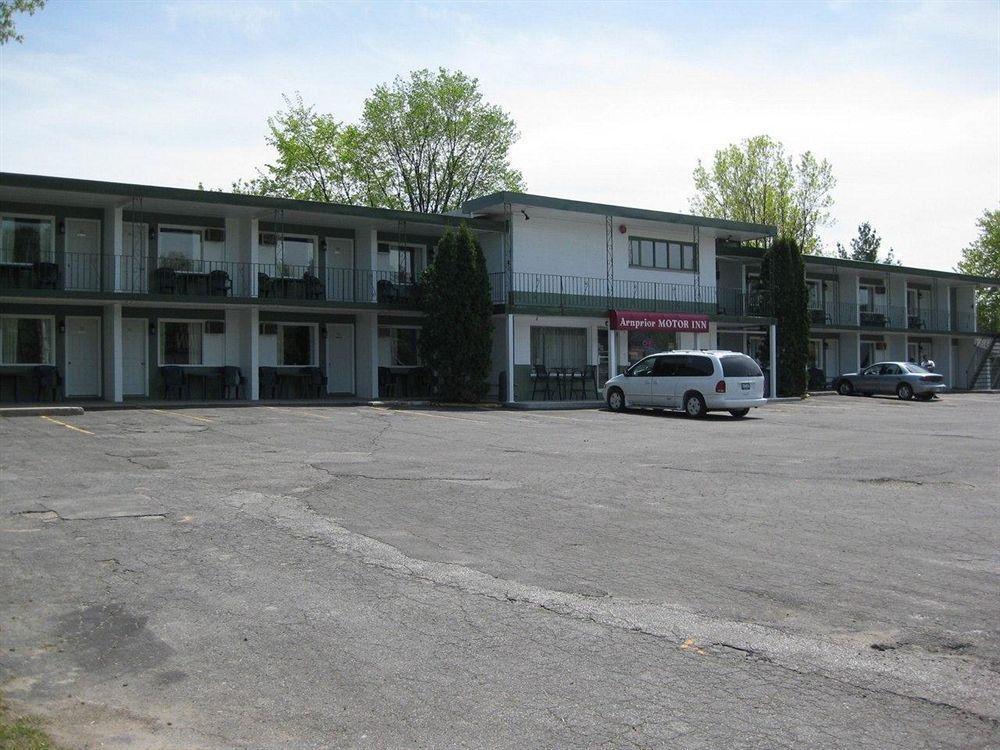 Arnprior Motor Inn Kültér fotó